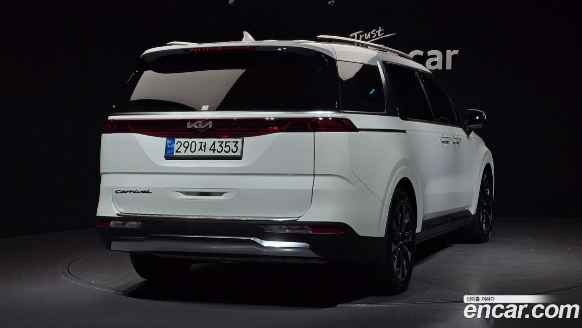 Kia Canival 2021