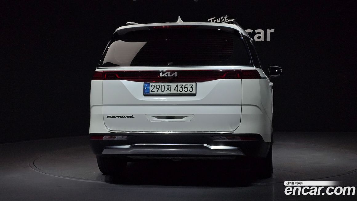 Kia Canival 2021