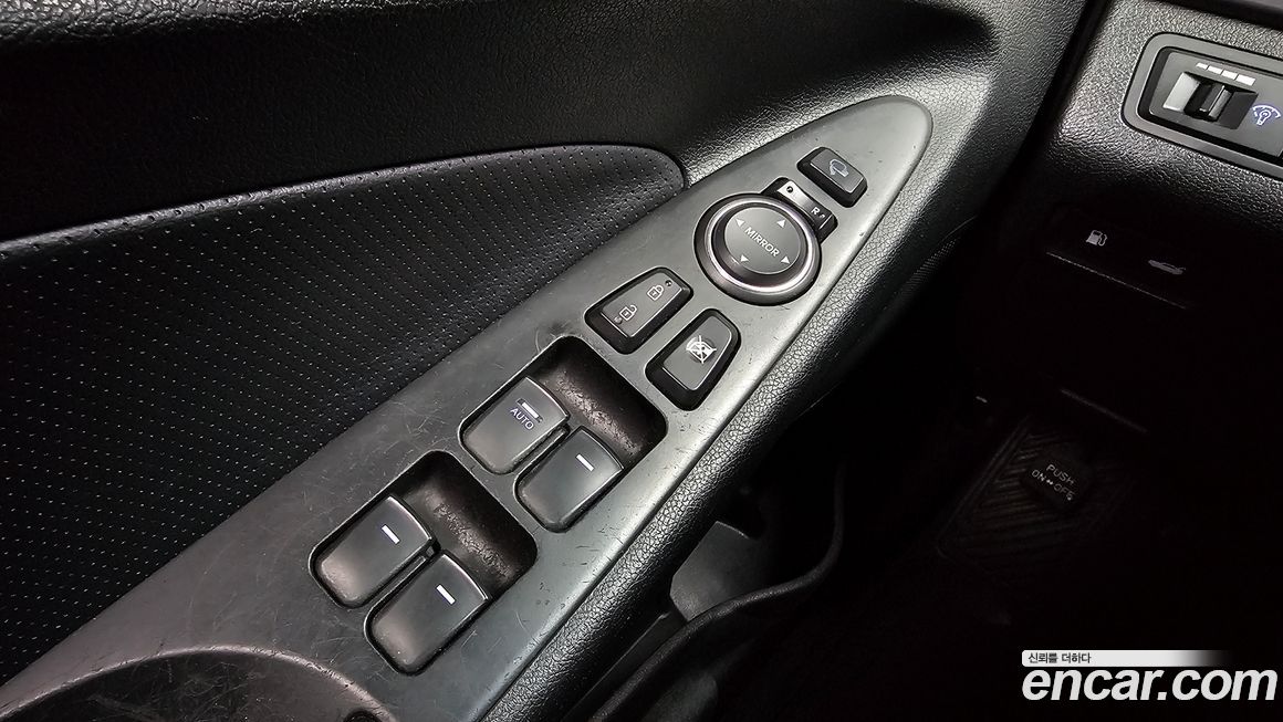 Hyundai Sonata 2012