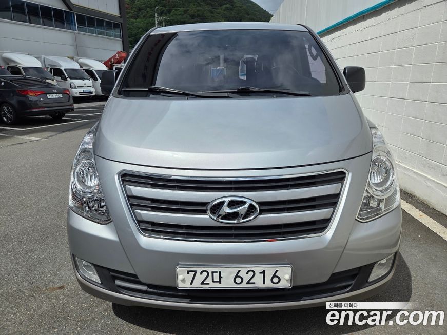 Hyundai Starex 2016
