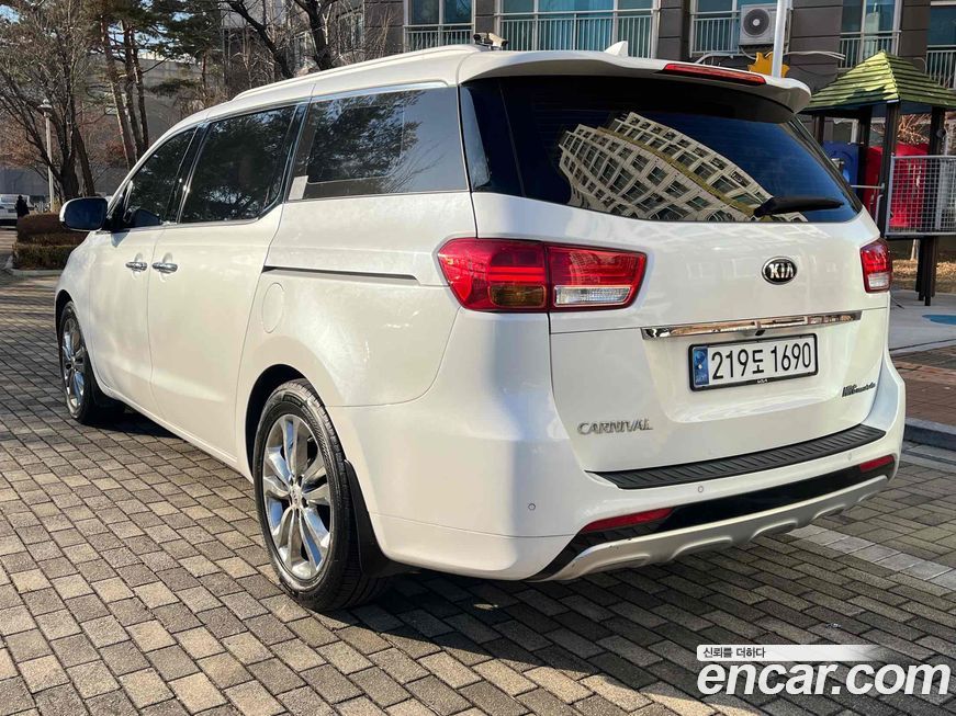 Kia Canival 2018
