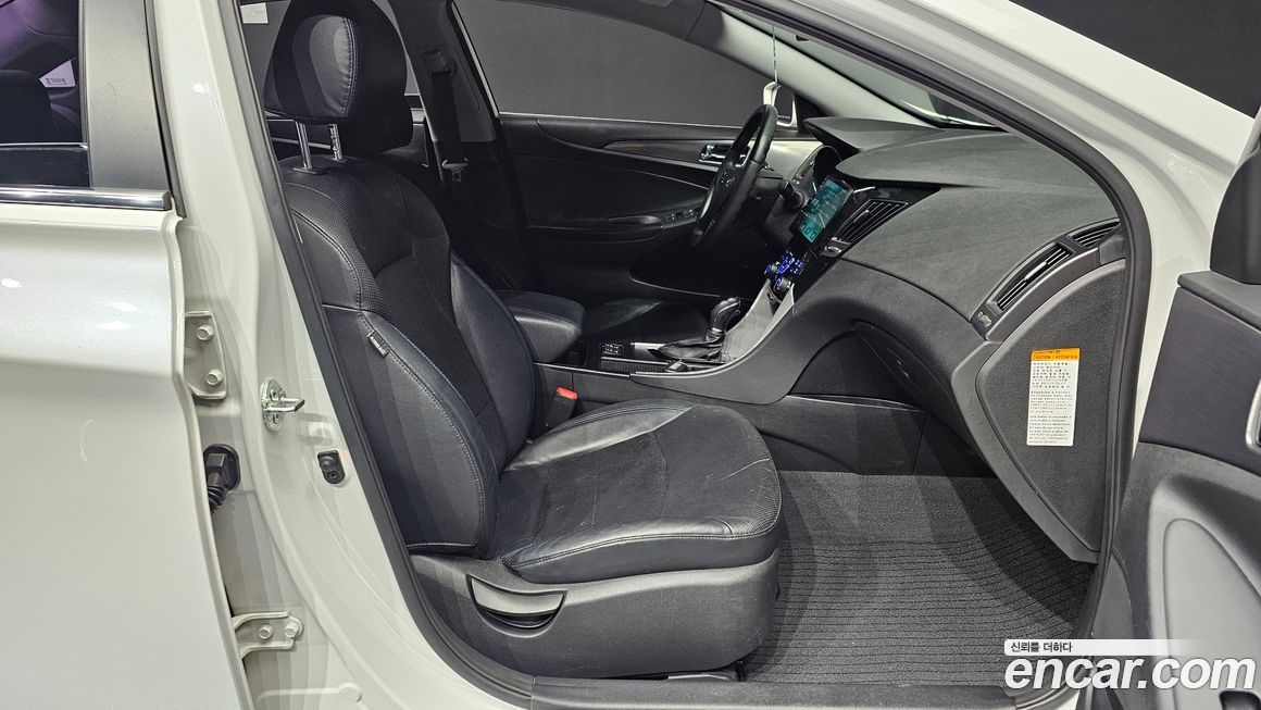 Hyundai Sonata 2012