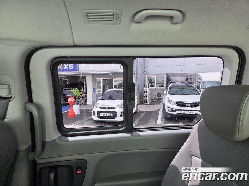 Hyundai Starex 2016