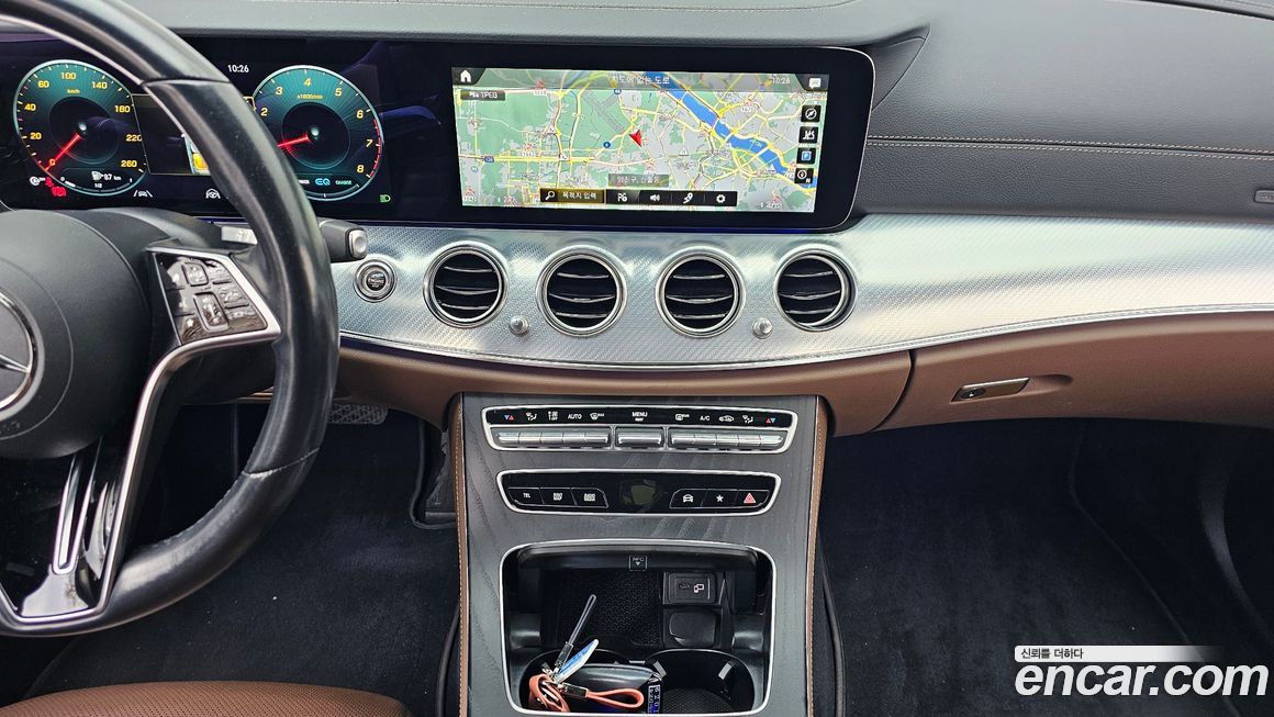 Mercedes-Benz E-Class 2021