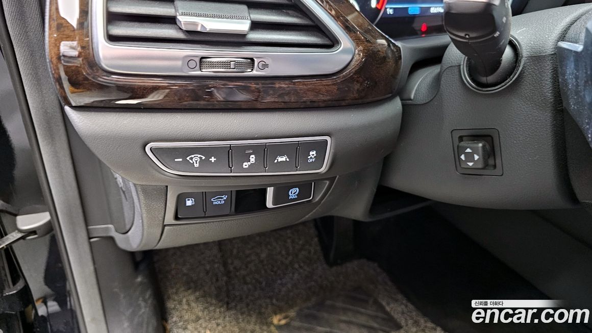 Genesis G90 2020