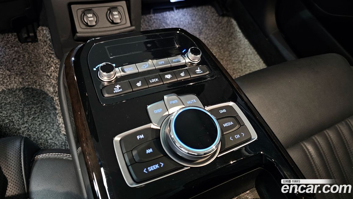 Genesis G90 2020