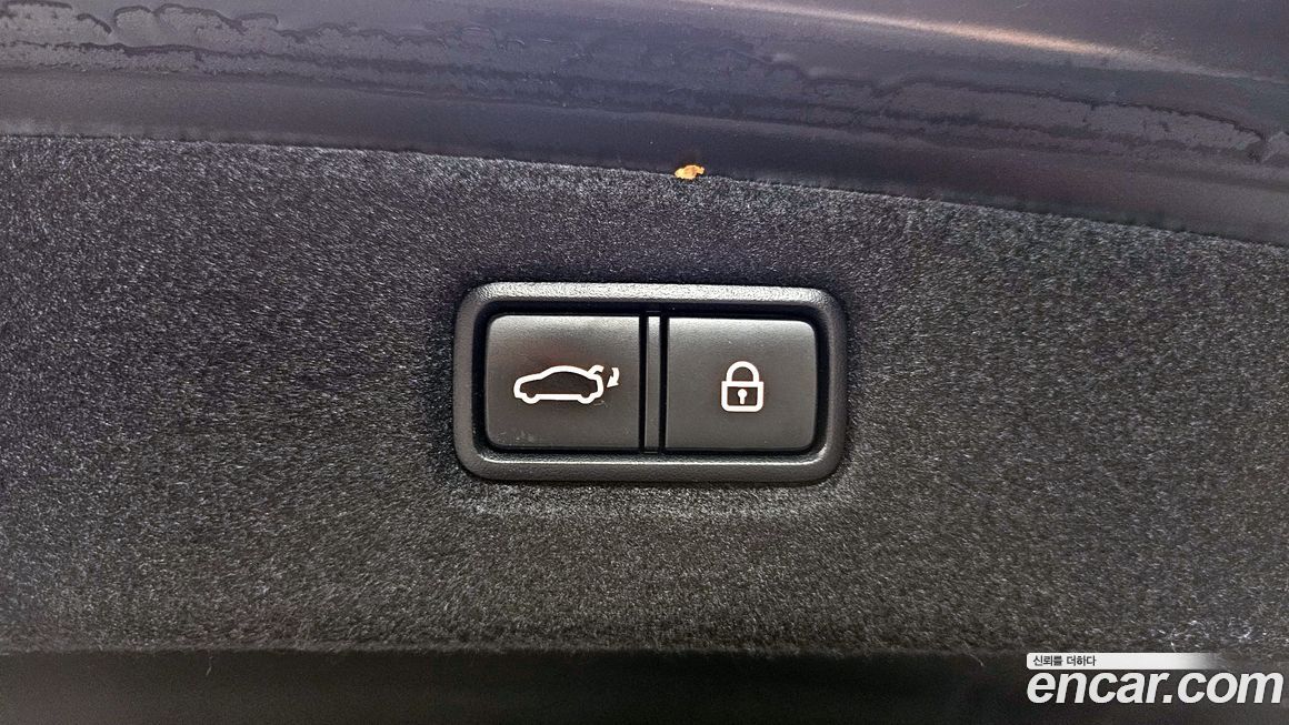 Genesis G90 2020