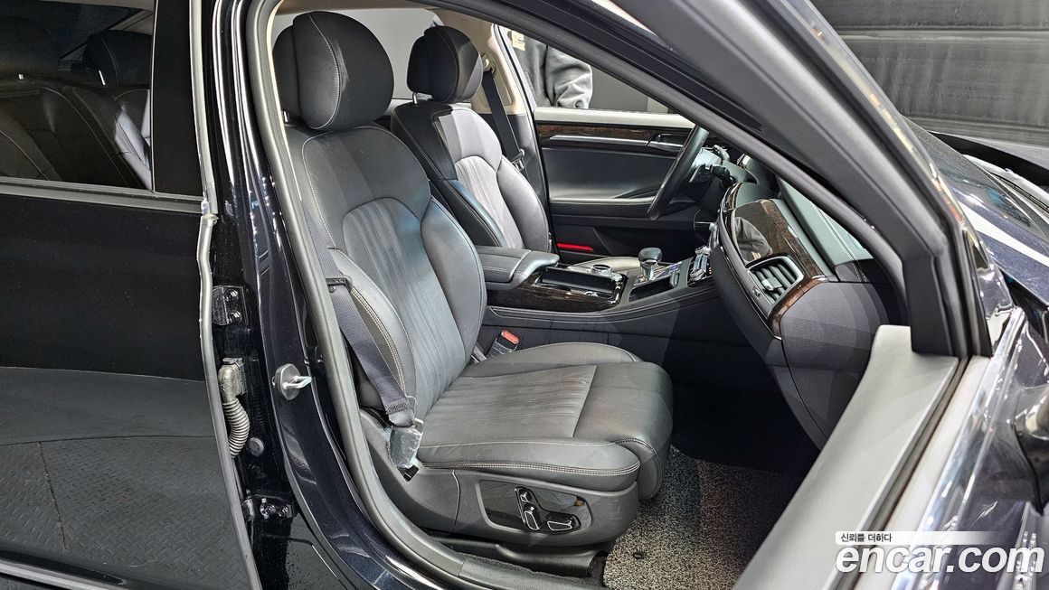 Genesis G90 2020