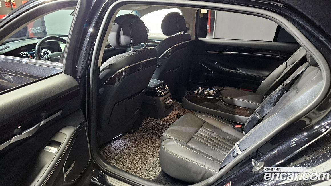 Genesis G90 2020