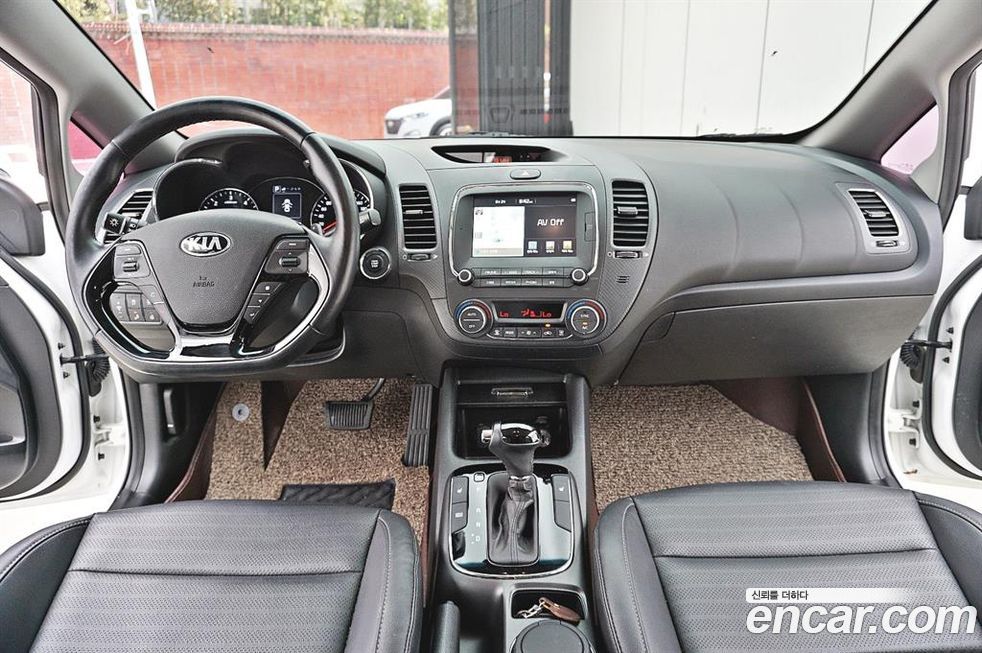 Kia K3 2016