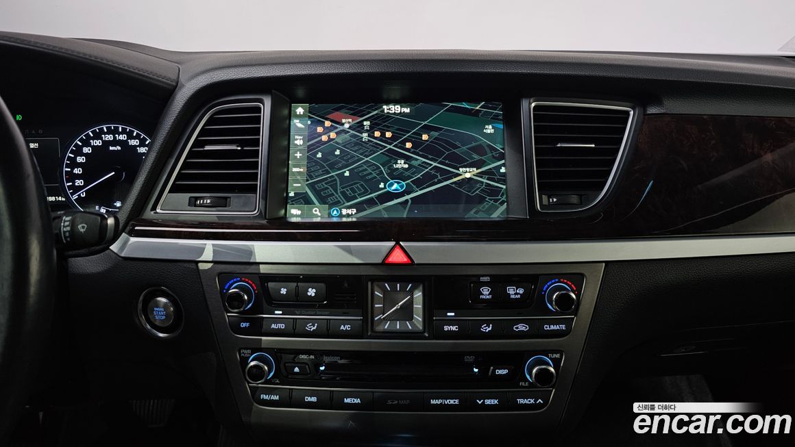 Hyundai Genesis 2015