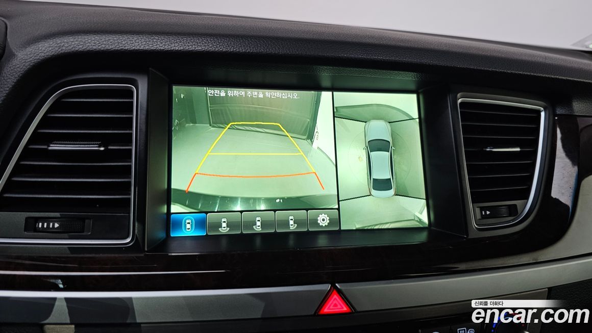 Hyundai Genesis 2015