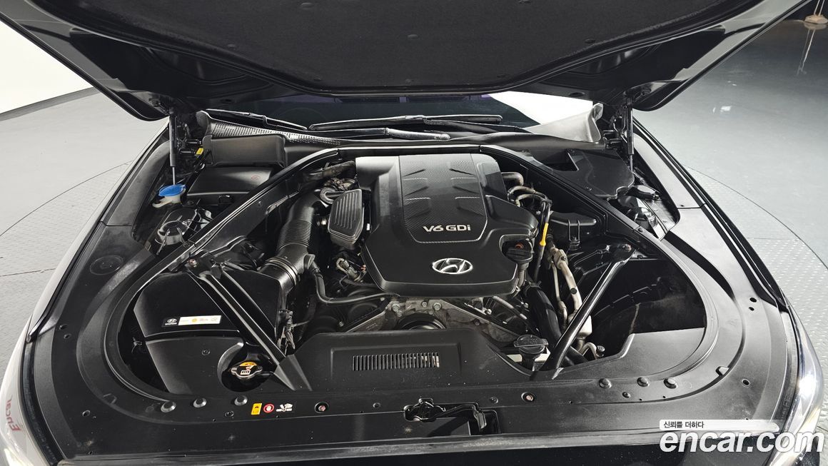 Hyundai Genesis 2015