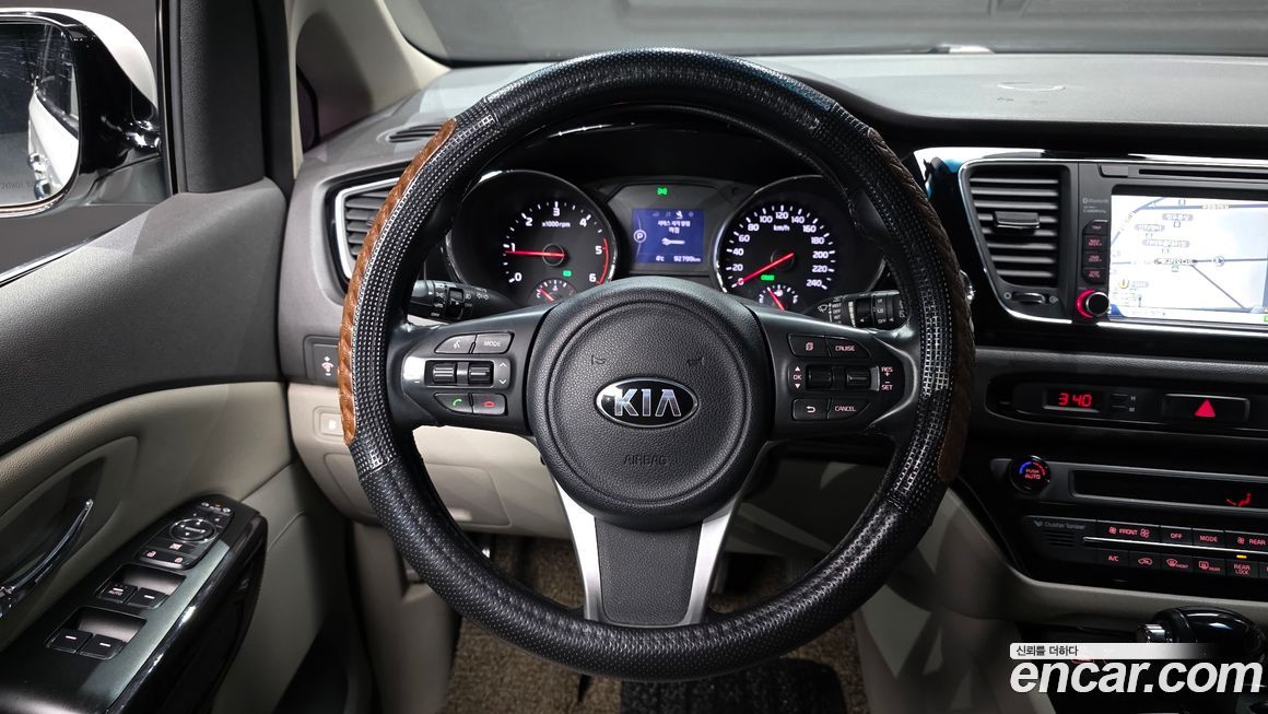 Kia Canival 2016