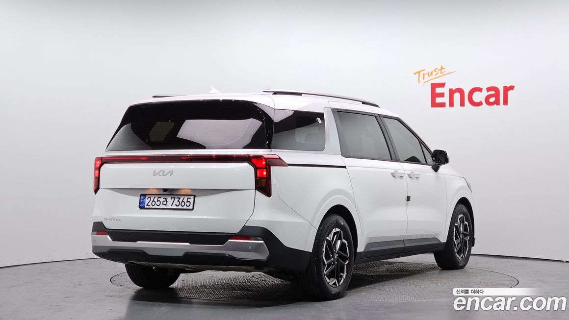 Kia Canival 2024