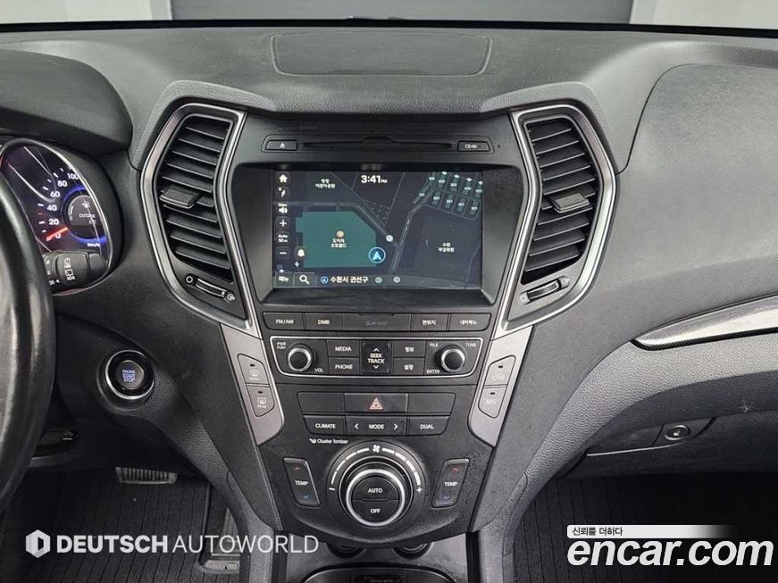 Hyundai Santafe 2015