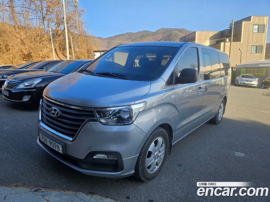 Hyundai Starex 2019