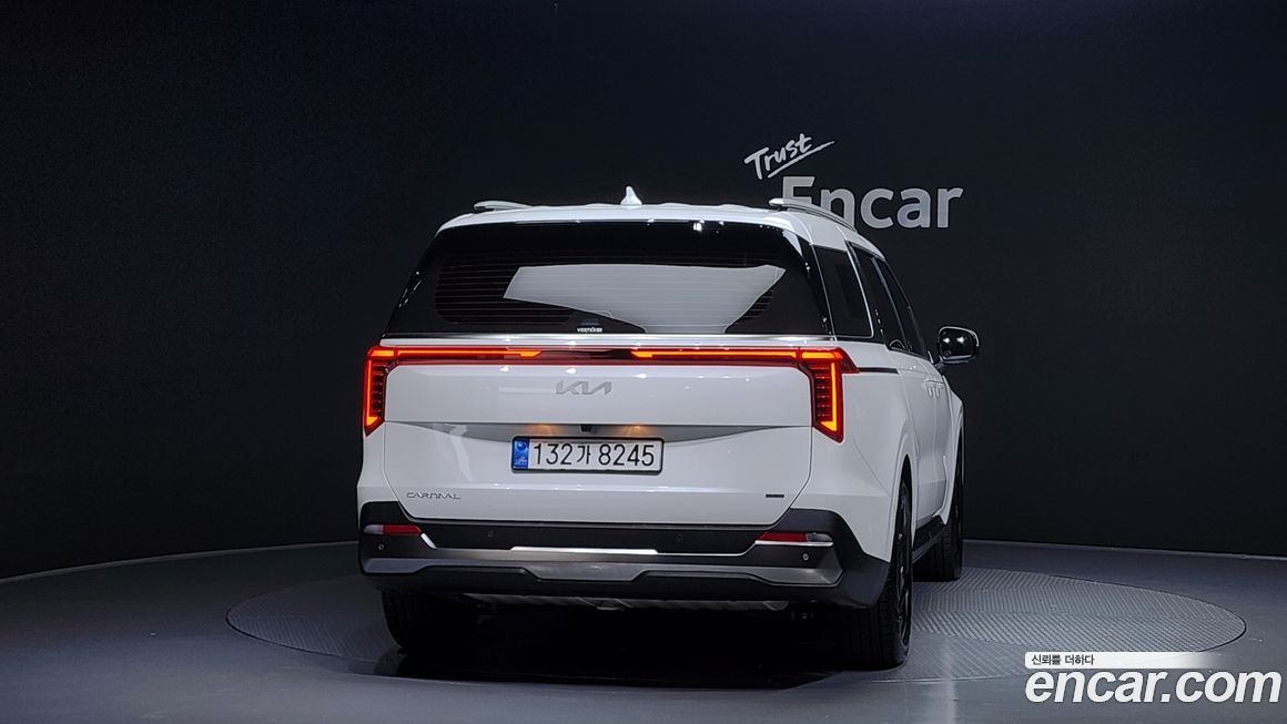 Kia Canival 2025