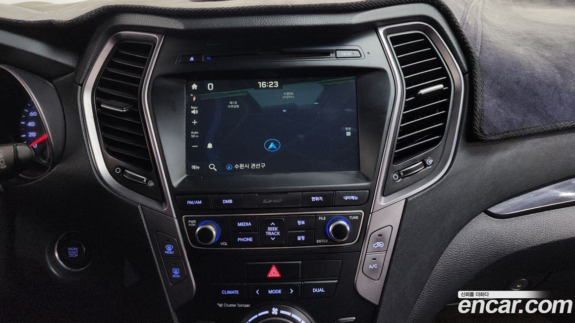 Hyundai Santafe 2015