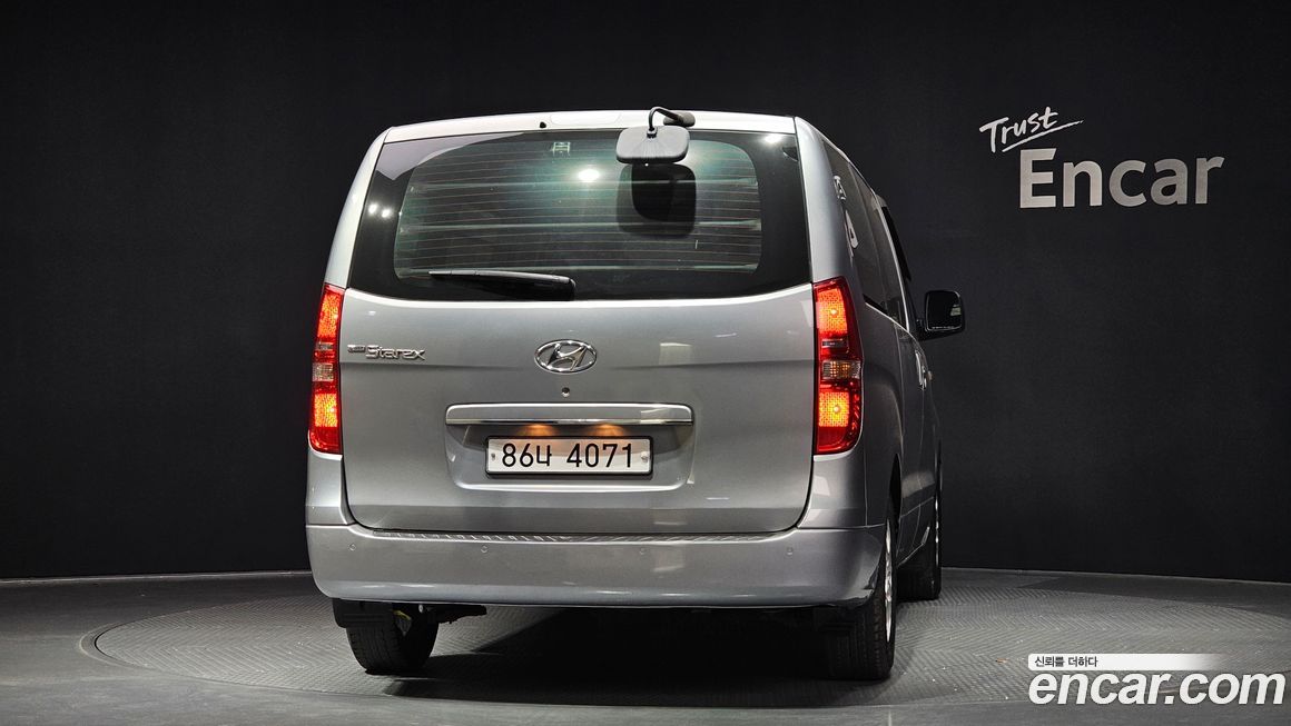 Hyundai Starex 2015