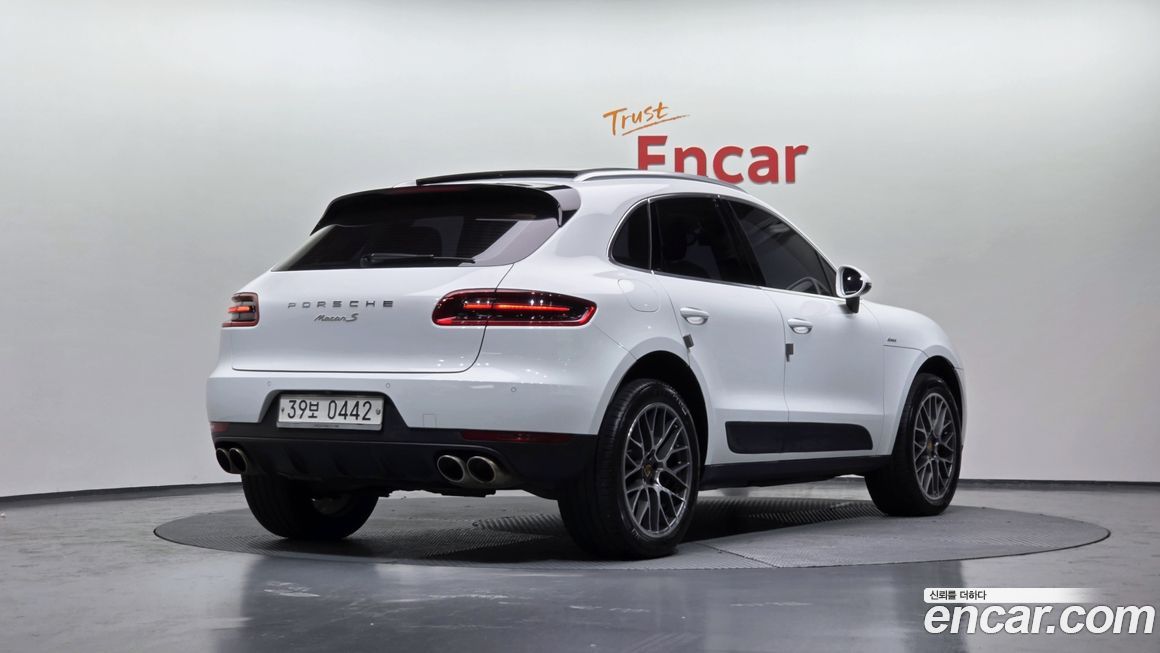 Porsche Macan 2017