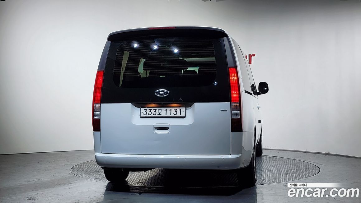 Hyundai Staria 2022