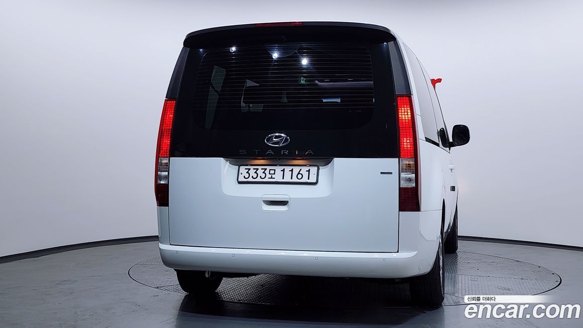 Hyundai Staria 2022