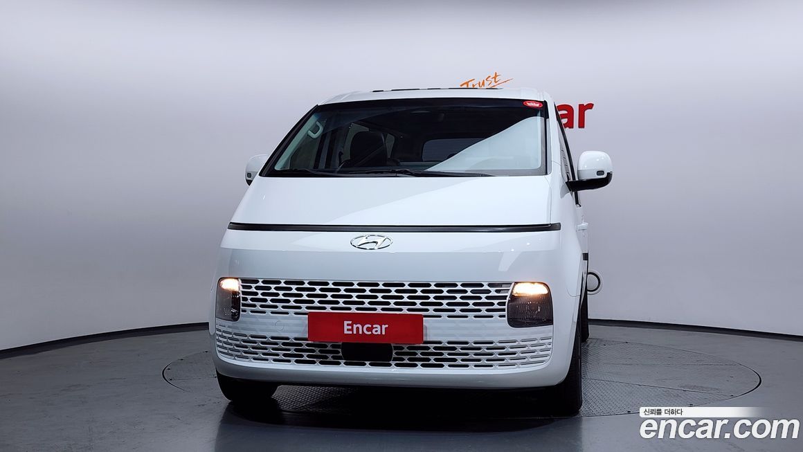 Hyundai Staria 2022