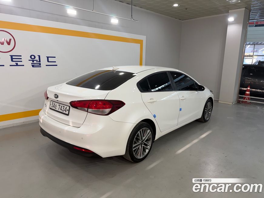 Kia K3 2017
