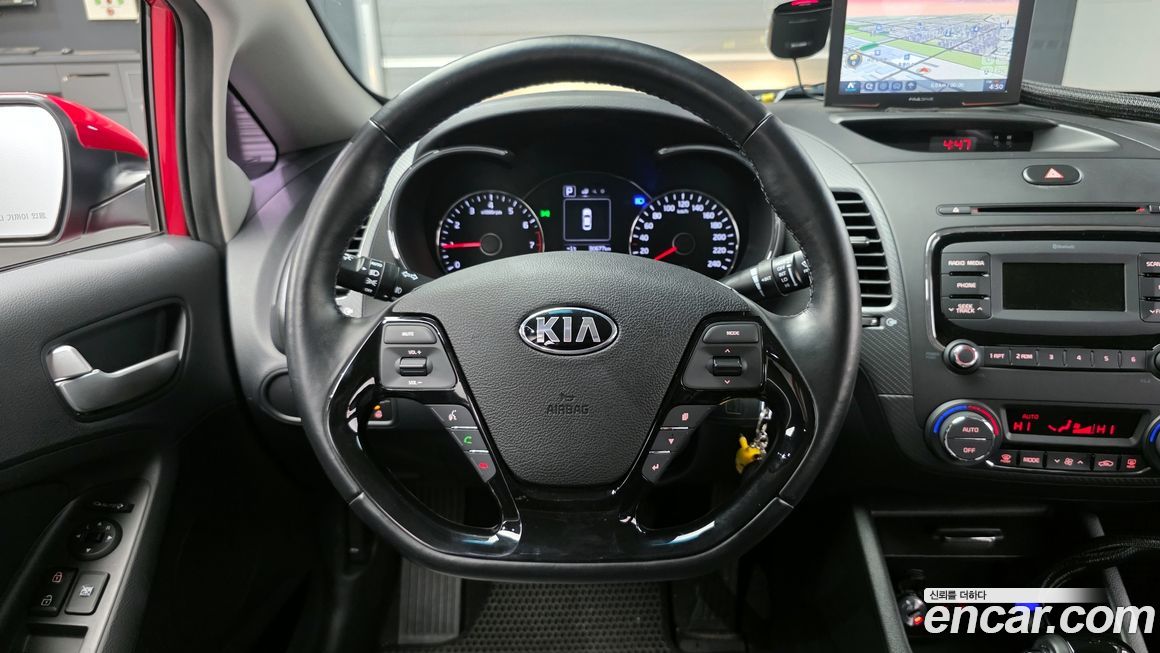 Kia K3 2016