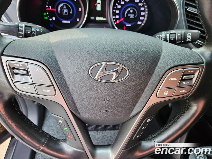 Hyundai Santafe 2015