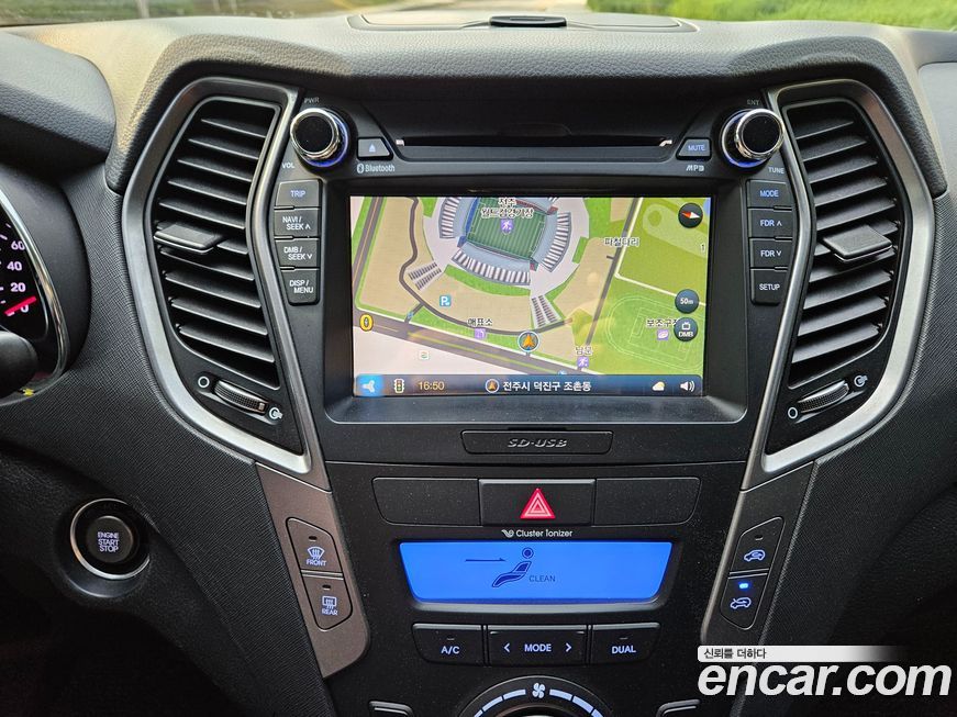 Hyundai Santafe 2015