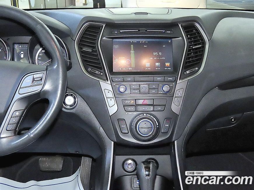 Hyundai Santafe 2016