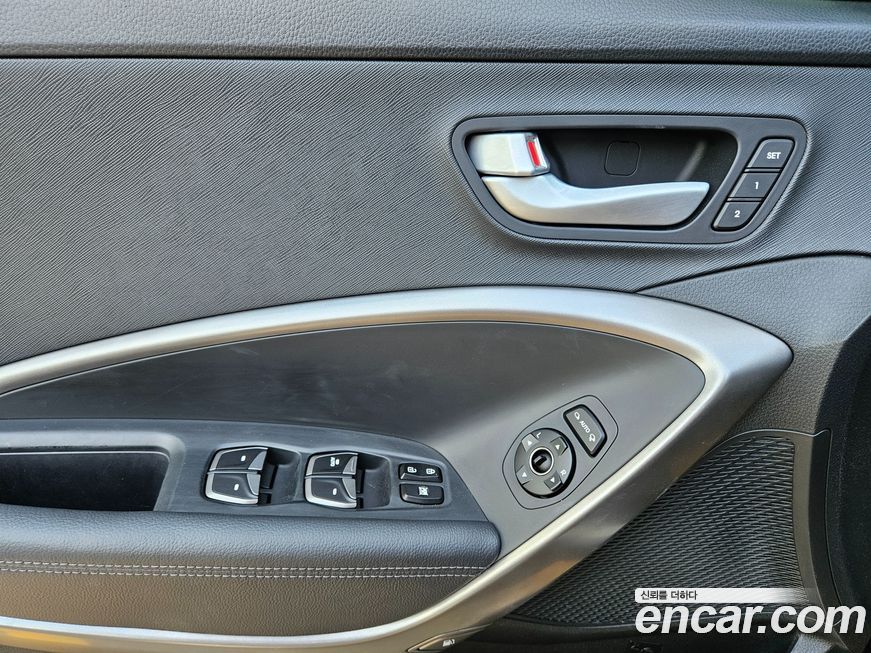 Hyundai Santafe 2015