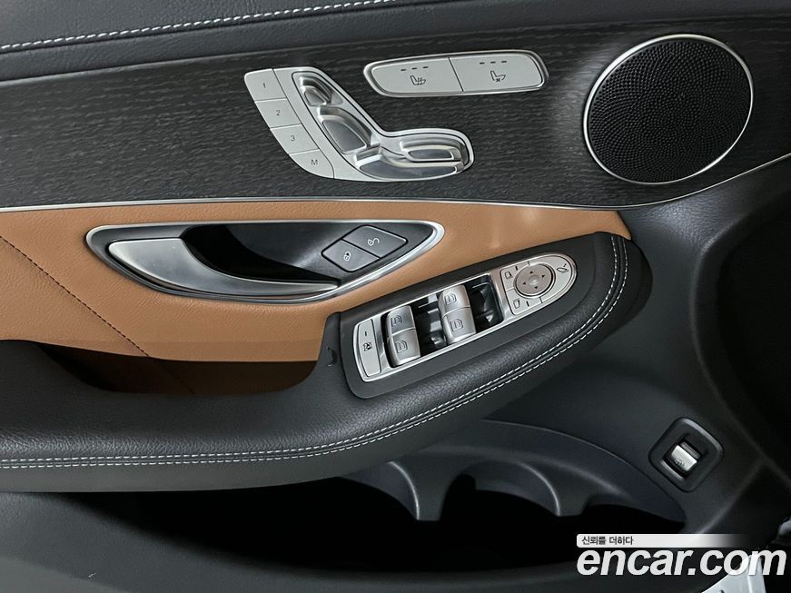 Mercedes-Benz GLC-Class 2022