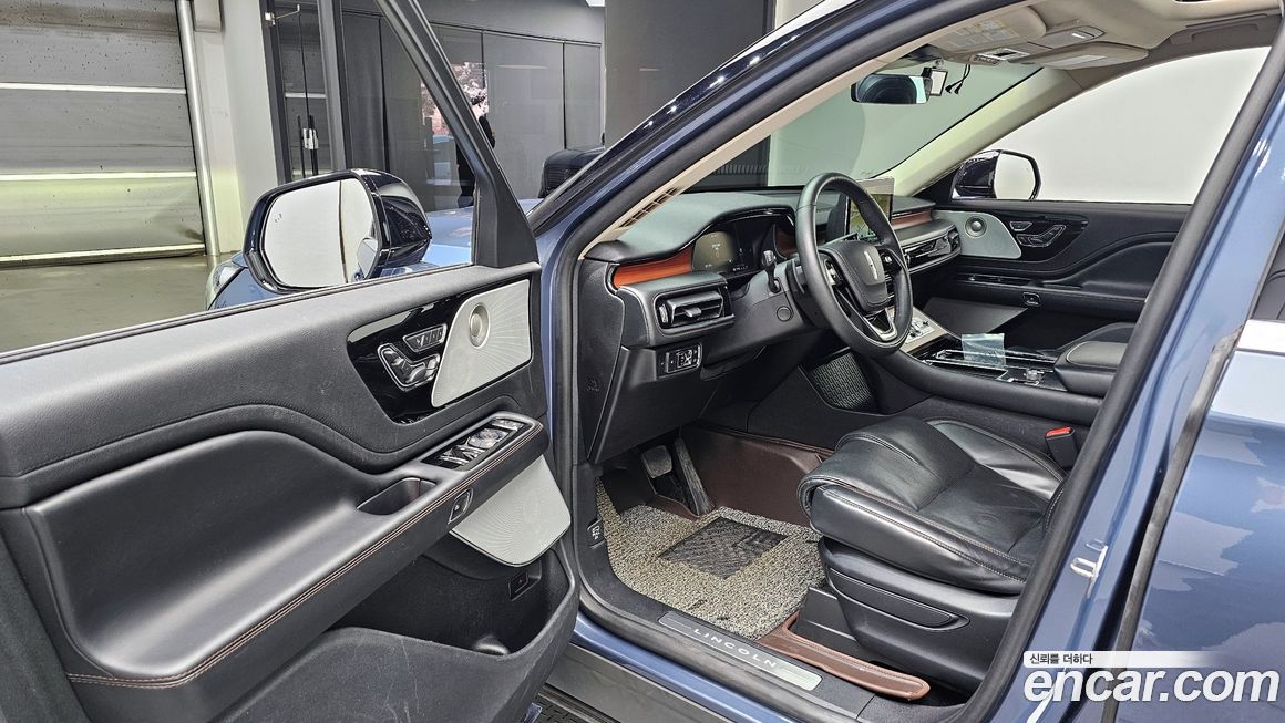 Lincoln Aviator 2021