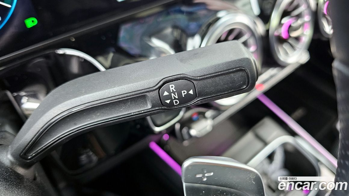 Mercedes-Benz EQA 2023