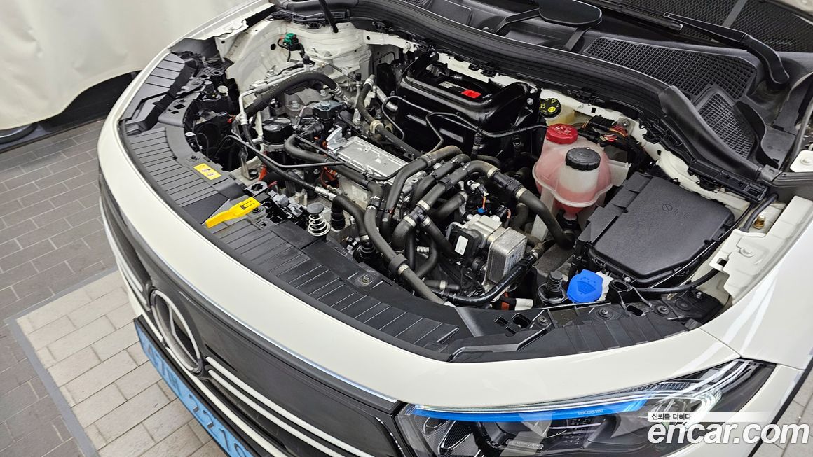 Mercedes-Benz EQA 2023