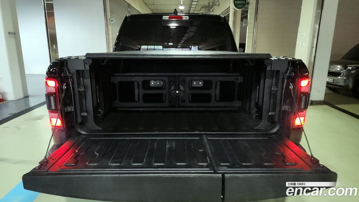 Dodge Ram Pick Up 2020