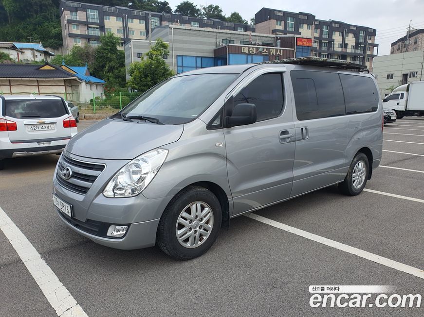 Hyundai Starex 2018