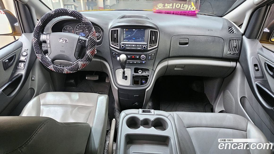 Hyundai Starex 2019