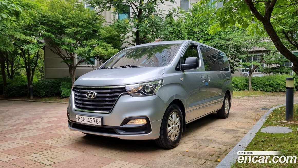 Hyundai Starex 2021
