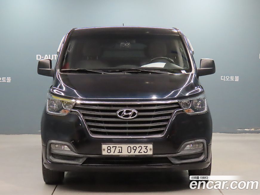 Hyundai Starex 2019