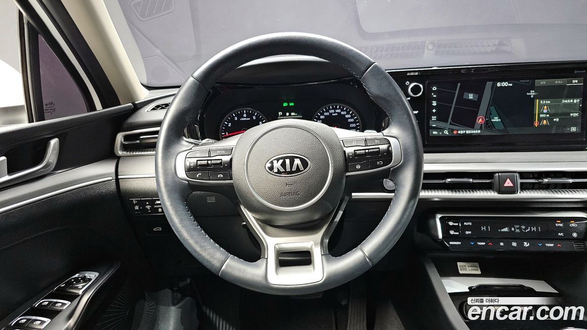 Kia K5 2021