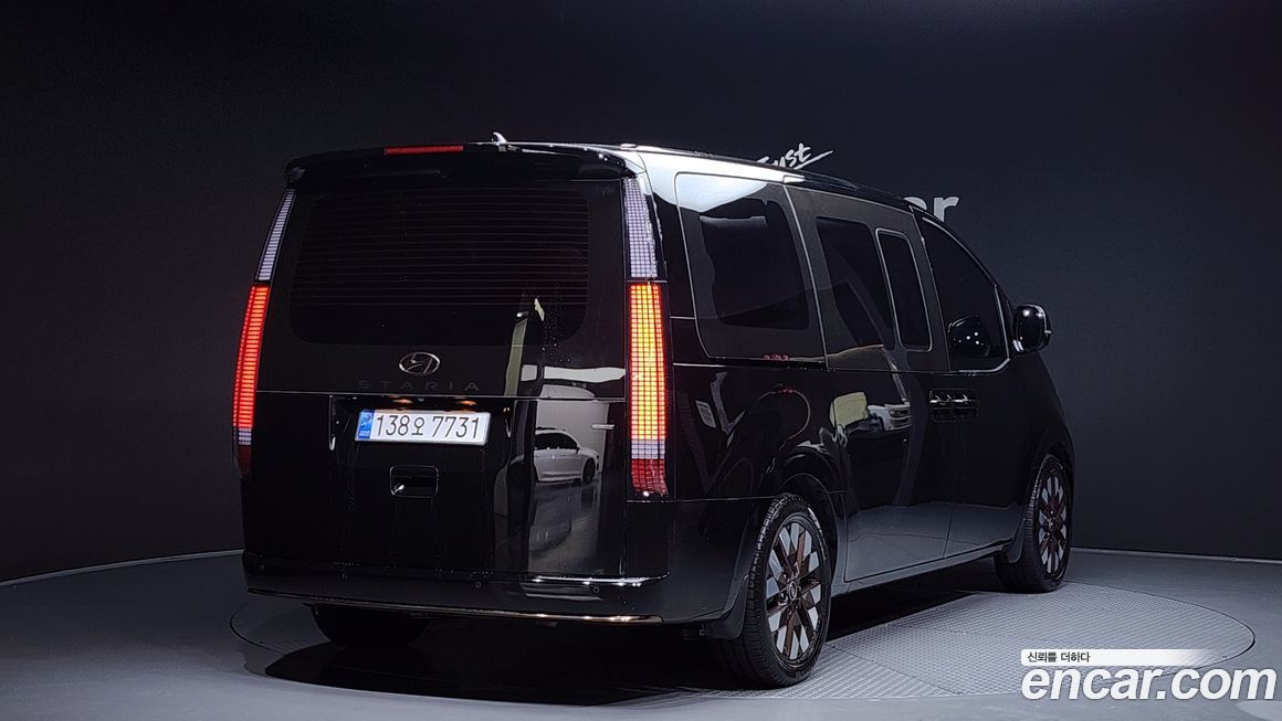 Hyundai Staria 2023