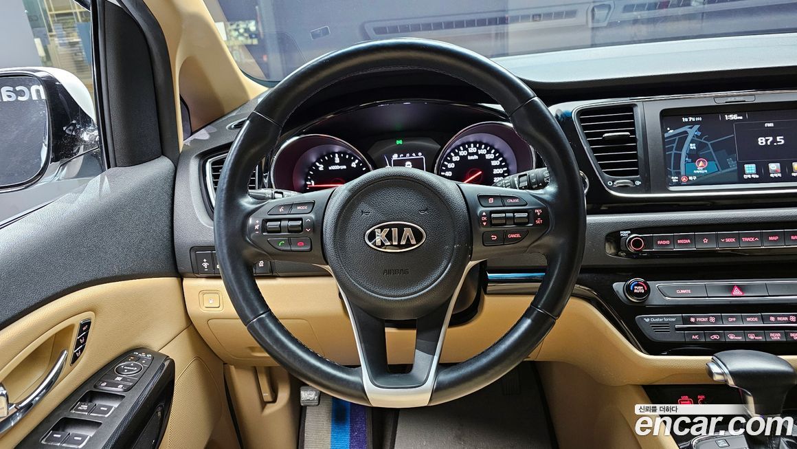 Kia Canival 2018