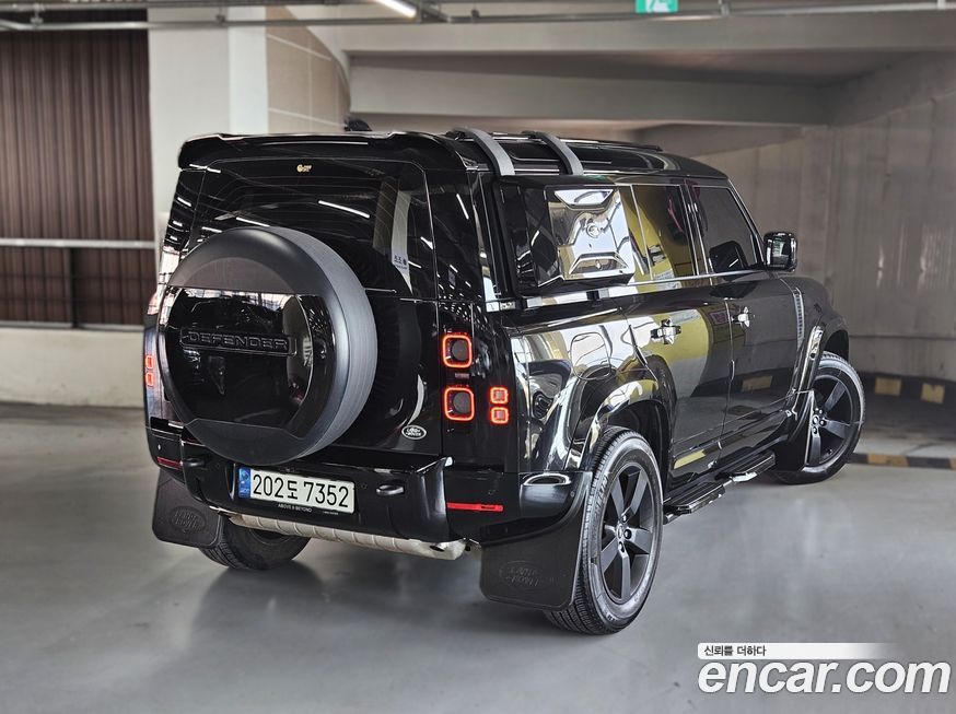 Land Rover Defender 2022