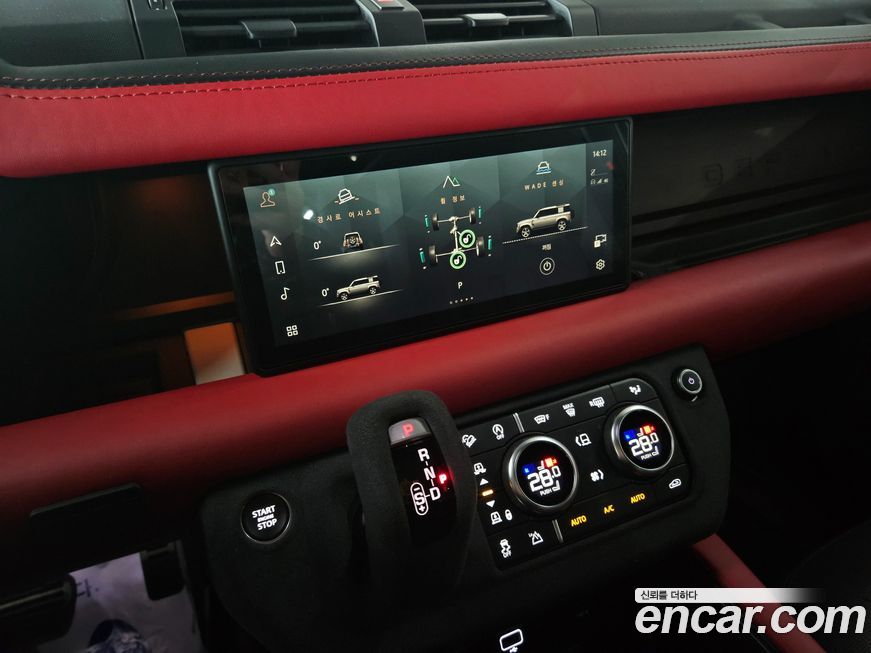 Land Rover Defender 2022