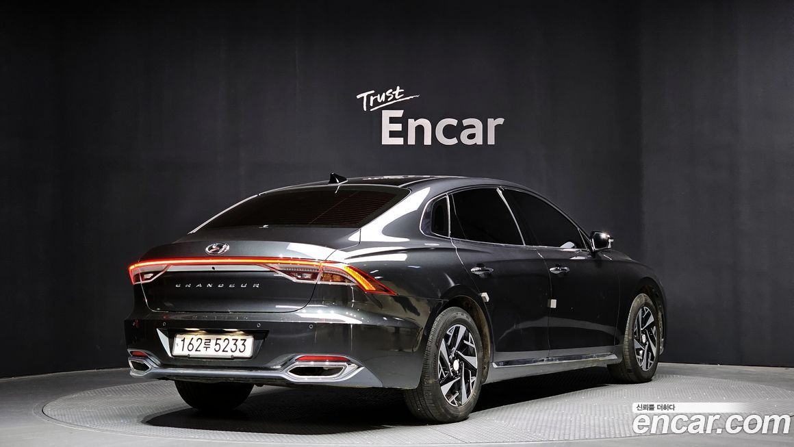 Hyundai Grandeur 2021