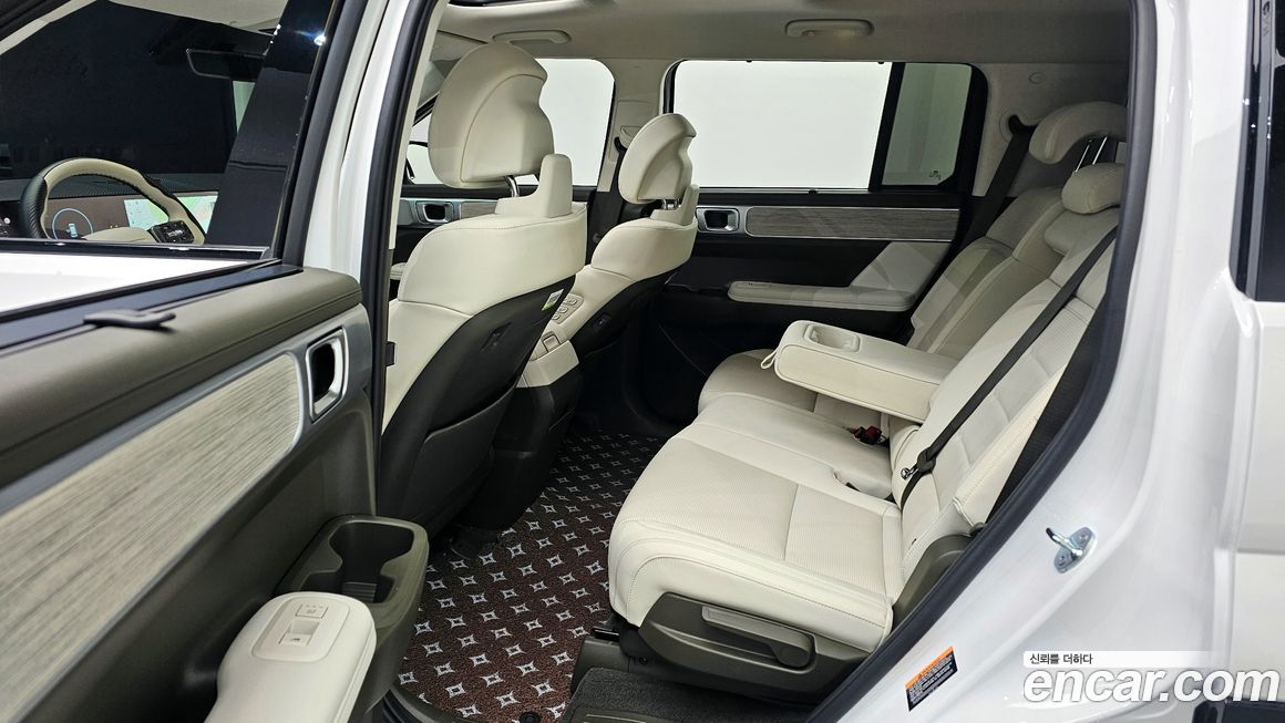 Hyundai Santafe 2025